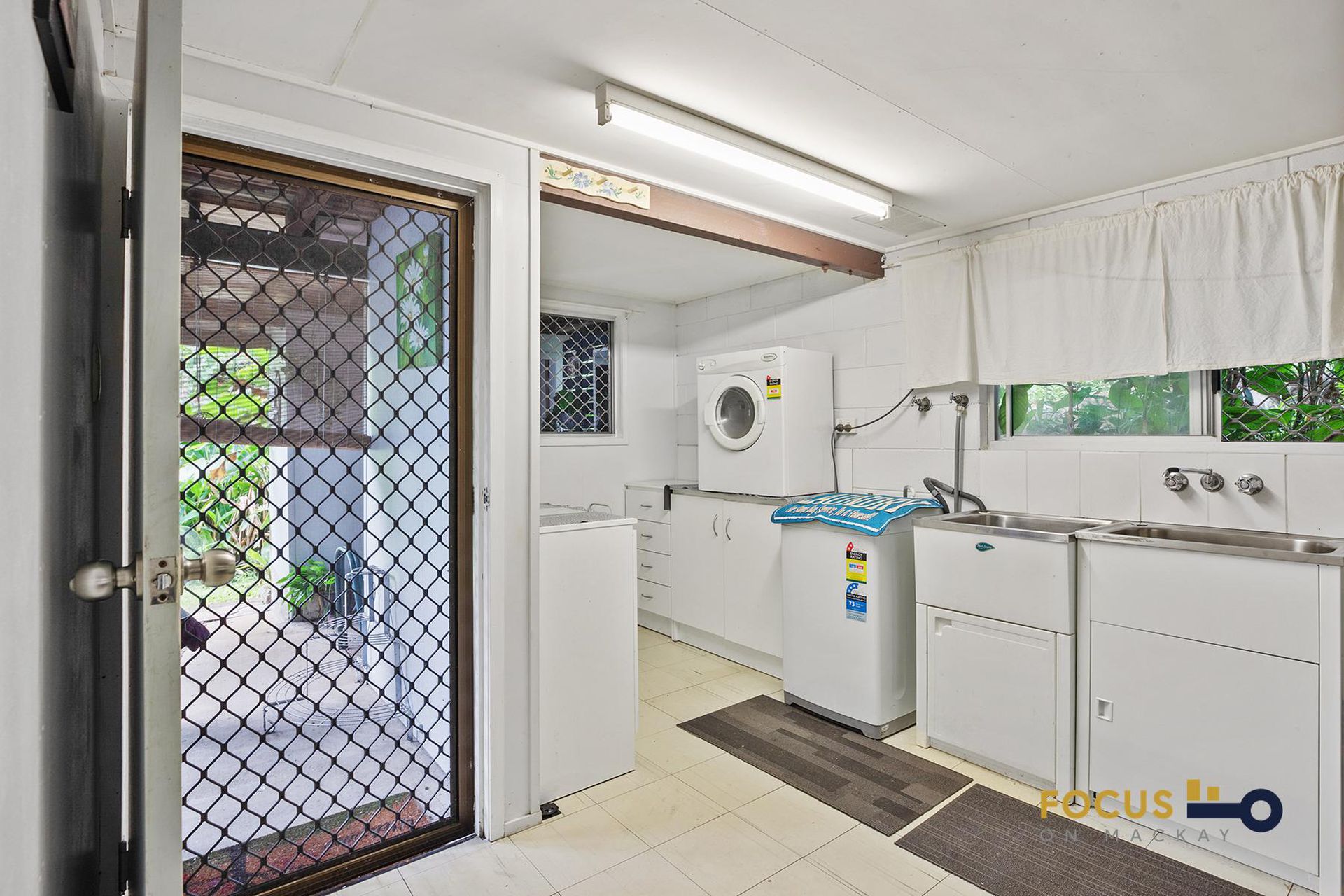 9 Pollock Street, North Mackay