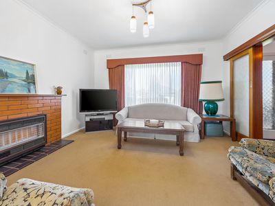 18 McIvor Road, St Albans