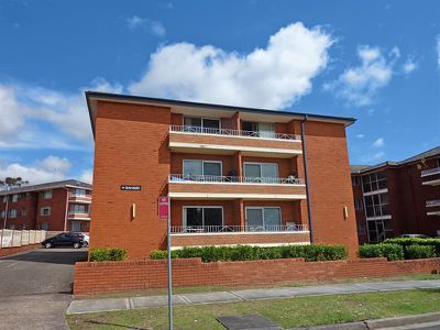 8 / 23 Romilly St, Riverwood