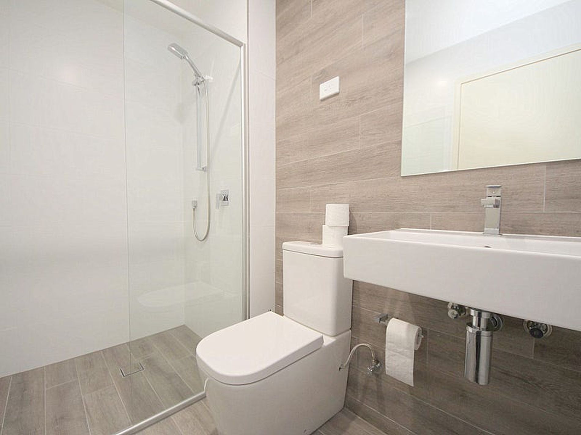 111 / 203 Birdwood Road, Georges Hall