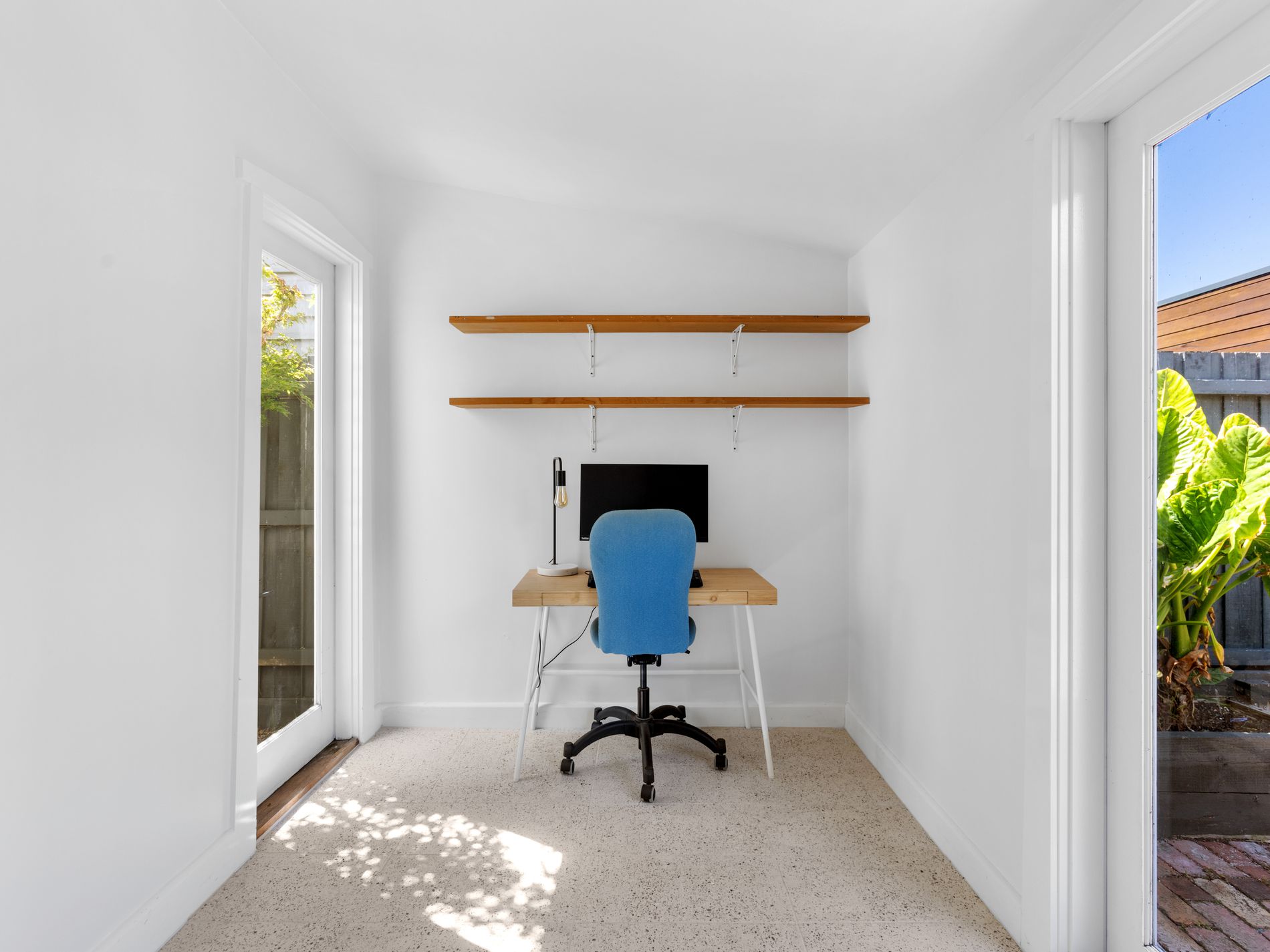 39 Robbs Road, West Footscray