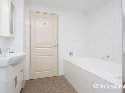 6 / 1 Griffiths Street, Blacktown