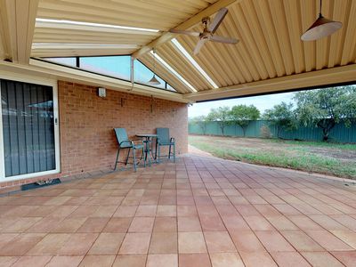 59 Meadowbank Drive, Dubbo
