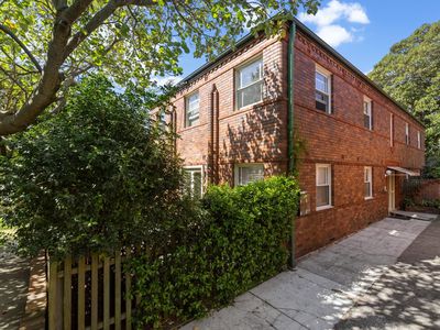 4 / 3 Powell Street, Coogee