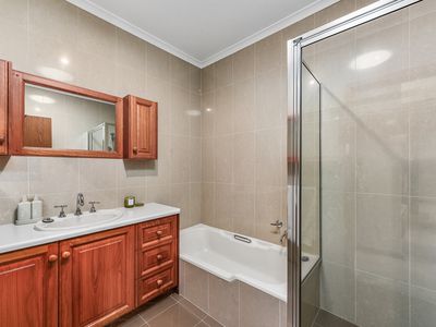 2 Naylor Place, Mount Gambier