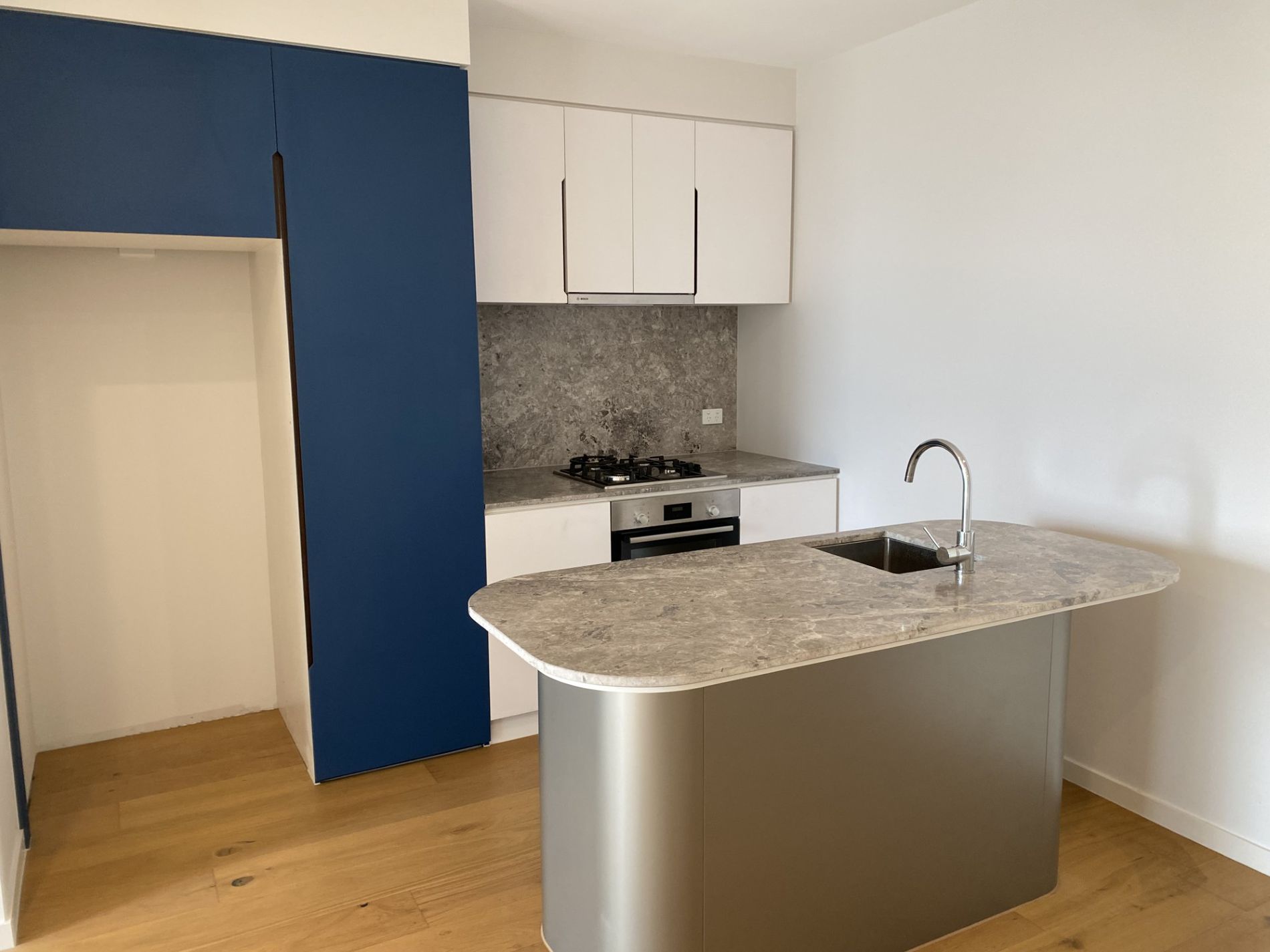 304a / 51 Johnson Street, Reservoir