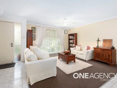 8 Teasel Crescent, Forest Lake