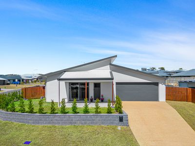 1 Grand Close, Yeppoon