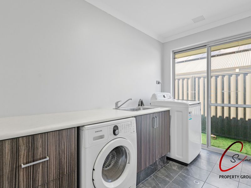 10 Firefly Street, Piara Waters