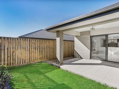 4 Fleming Street, Logan Reserve