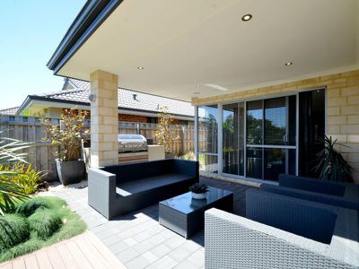 8 Onyx Lane, Wellard