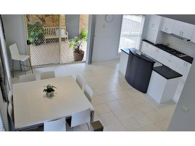 10 Wisteria Court, Flora Hill