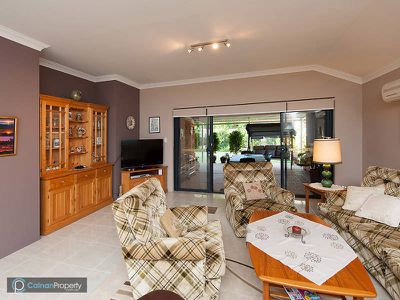 2 / 5 Gullima Court, Huntingdale