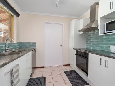 4 Shotover Place, South Kalgoorlie