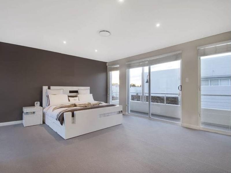 2 Waterstone Crescent,, Bella Vista