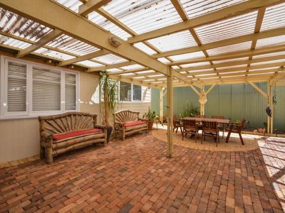 11 Bourke Street, Piccadilly