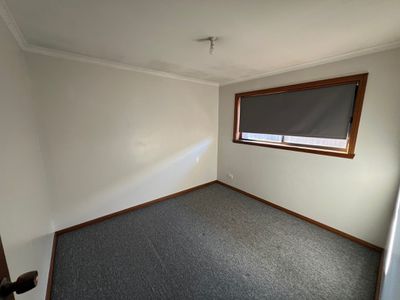 2 / 13 Dunkirk Avenue, Shepparton
