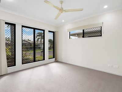12 Sandridge Way, Smithfield