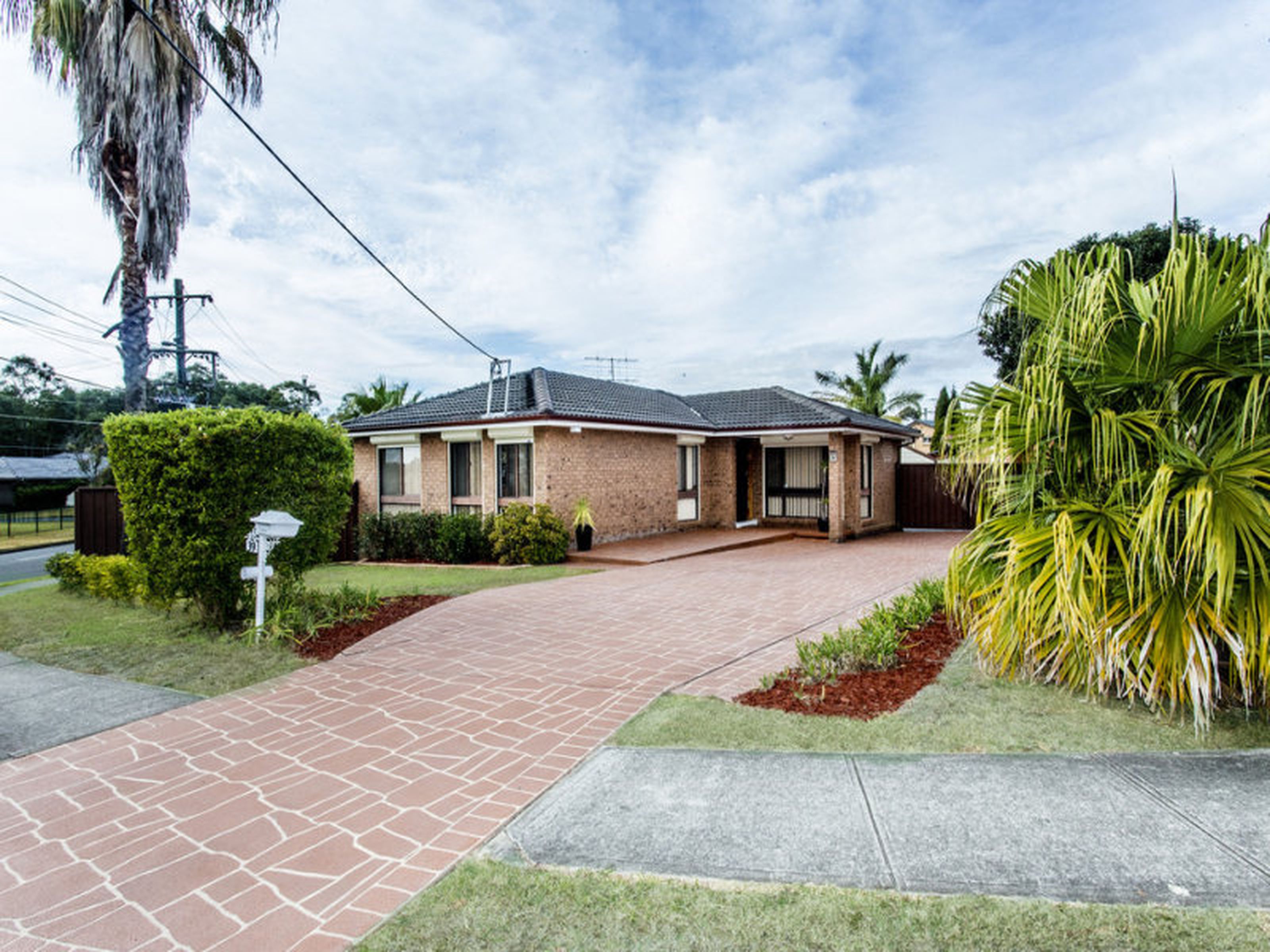 39 Oag Crescent, KINGSWOOD