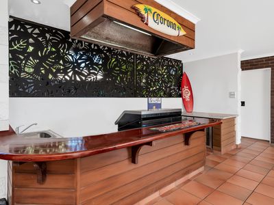 6 Peridot Street, Bayview Heights