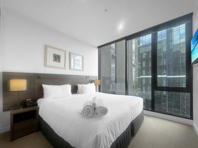 3906 / 135 City Road, Southbank