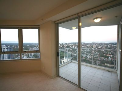3104 / 77-81 Berry Street, North Sydney