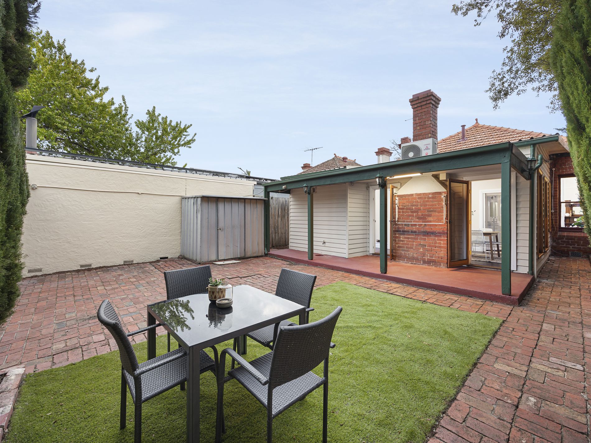 106 Barkers Road, Hawthorn