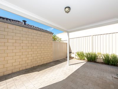 6 Ambleside Close, Balga