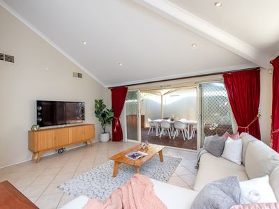 36 Ferentino Road, Stirling