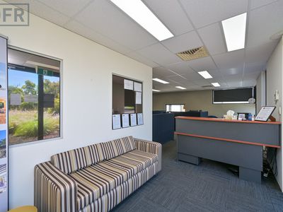 18 Bushland Ridge, Bibra Lake