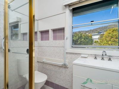 14 Beauty Avenue , Mount Beauty