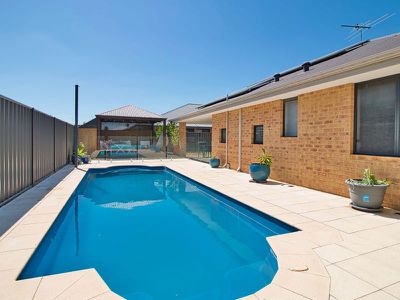 8 Harperia Way , Baldivis