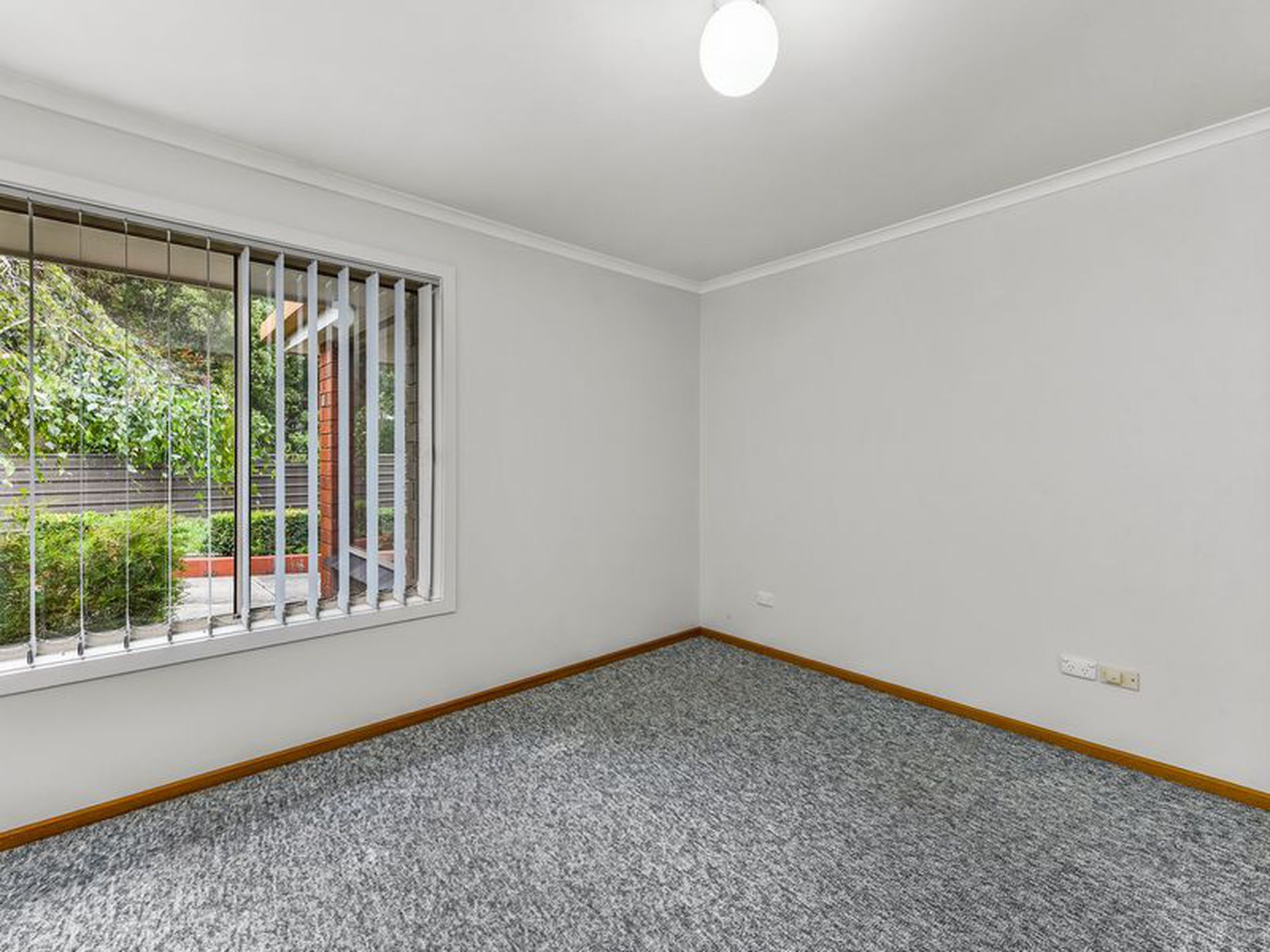 4 / 9B Seventh Street, Millicent