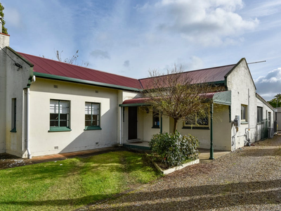 18 White Street, Millicent