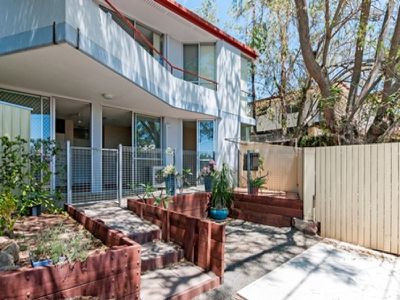 2 / 3 Court Street, Ipswich