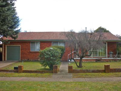 4 Sturt Street, Blayney