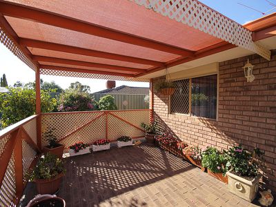 12 The Ridgeway, Swan View