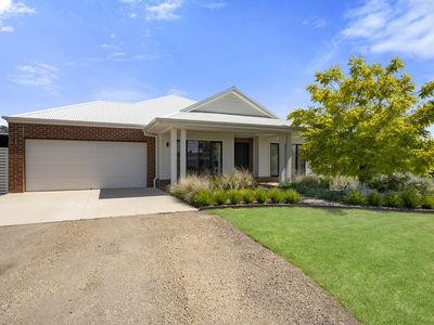 18 Maple Tree Boulevard, Mansfield