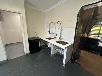 8&9 / 22 Throssell Road, South Hedland