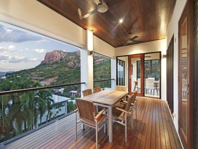 7A Glamis Court, Castle Hill