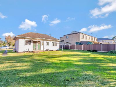 7 Rosedale Street, Canley Heights