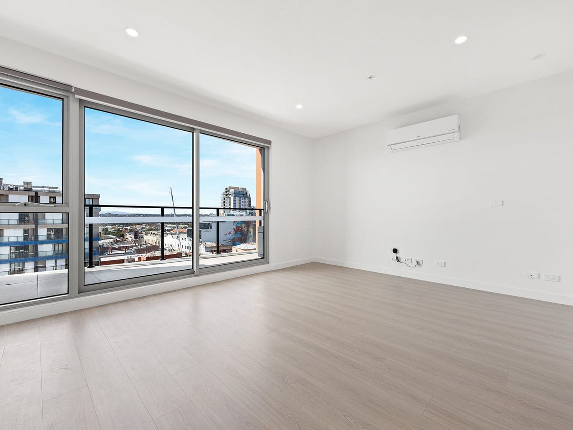 504 / 35 Hall Street, Moonee Ponds