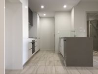 704  8 Hunt Street, Hamilton