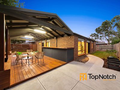 18 Sanctum Circuit, Doreen