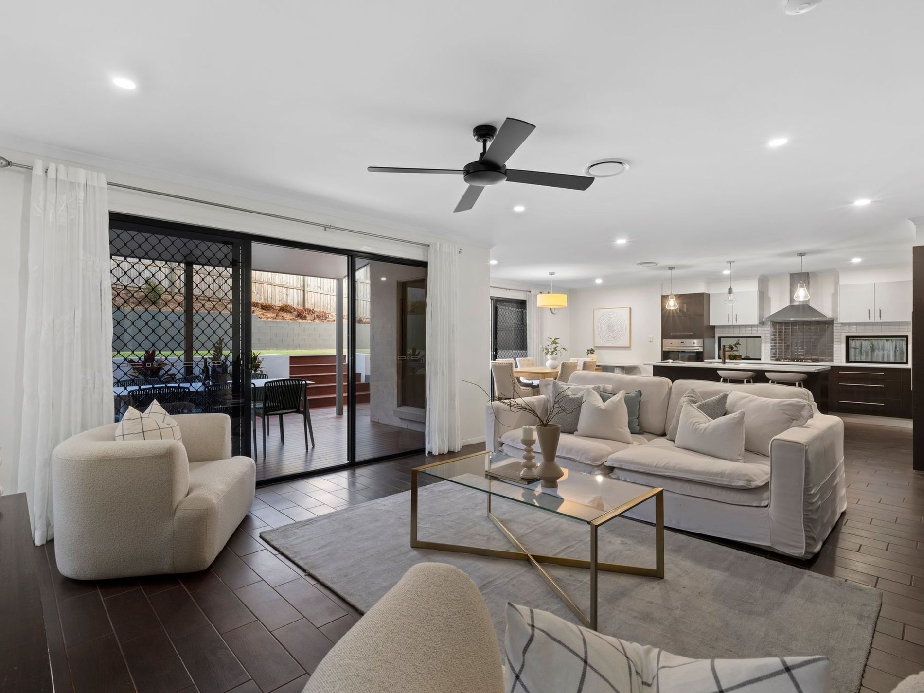 6 Lachlan Drive, Wakerley