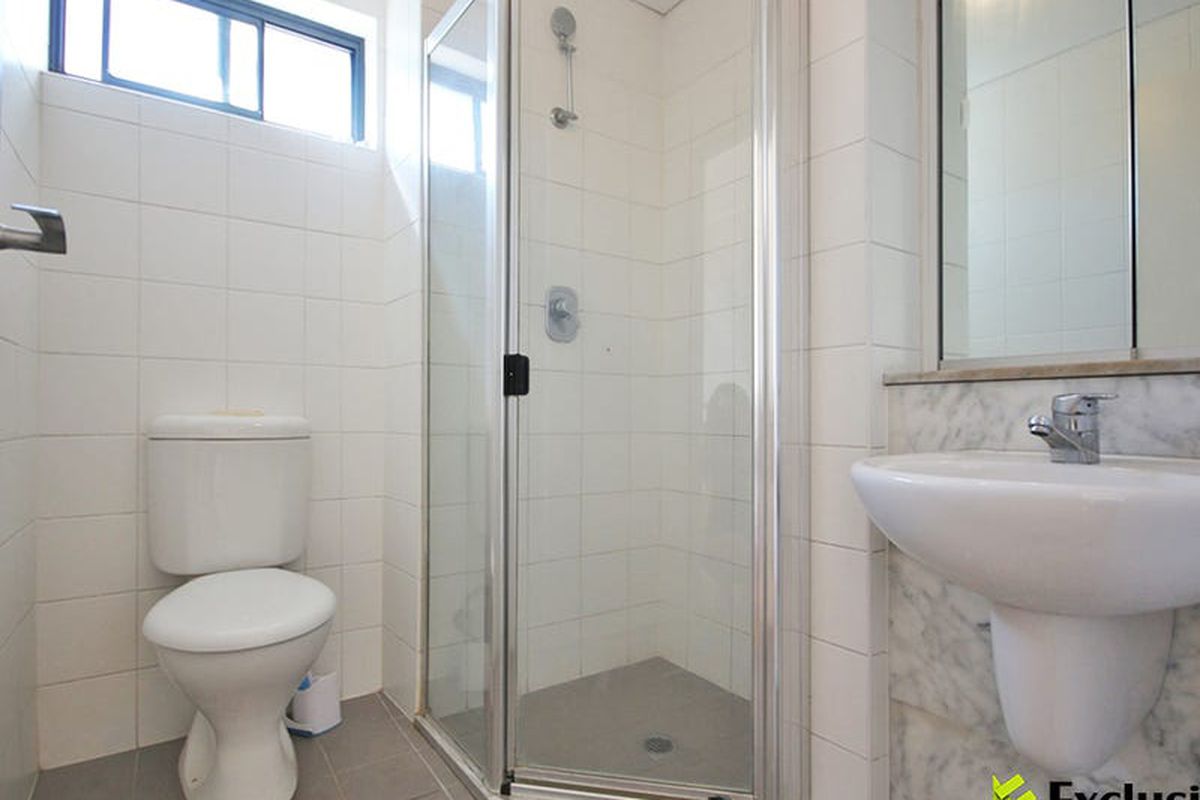 310E / 138-140 Carillon Avenue, Newtown