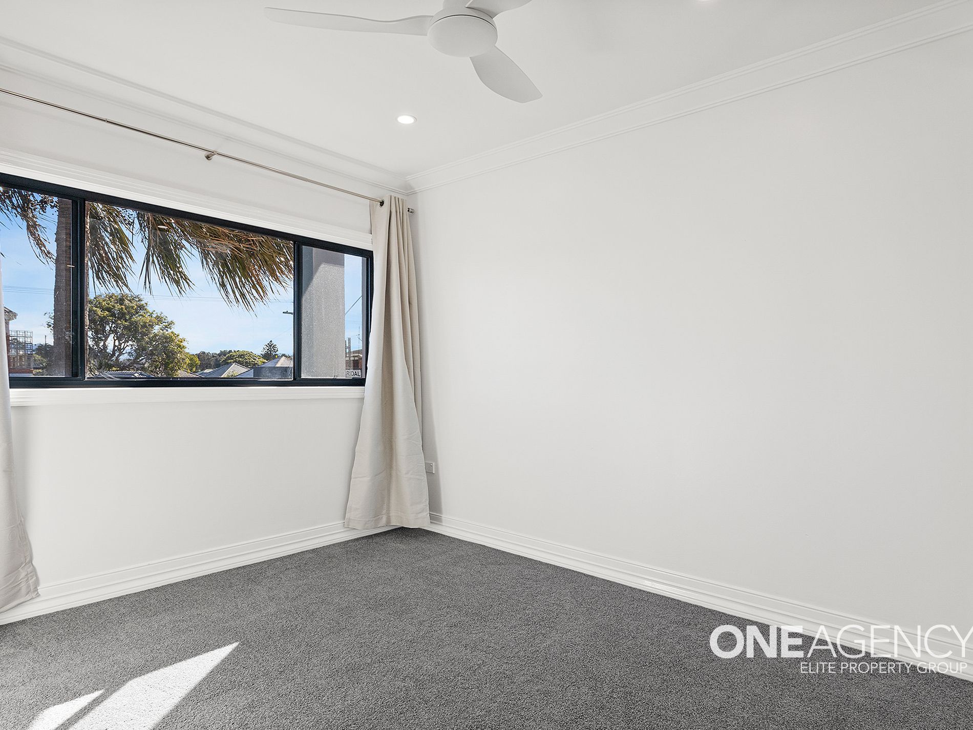 6 / 233 Windang Road, Windang