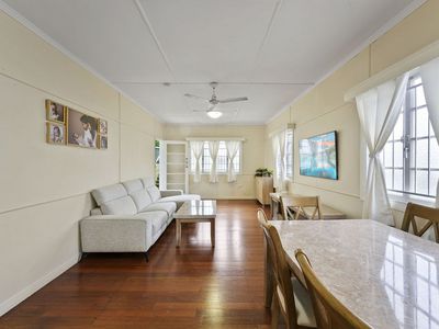 58 Gladstone Street, Indooroopilly