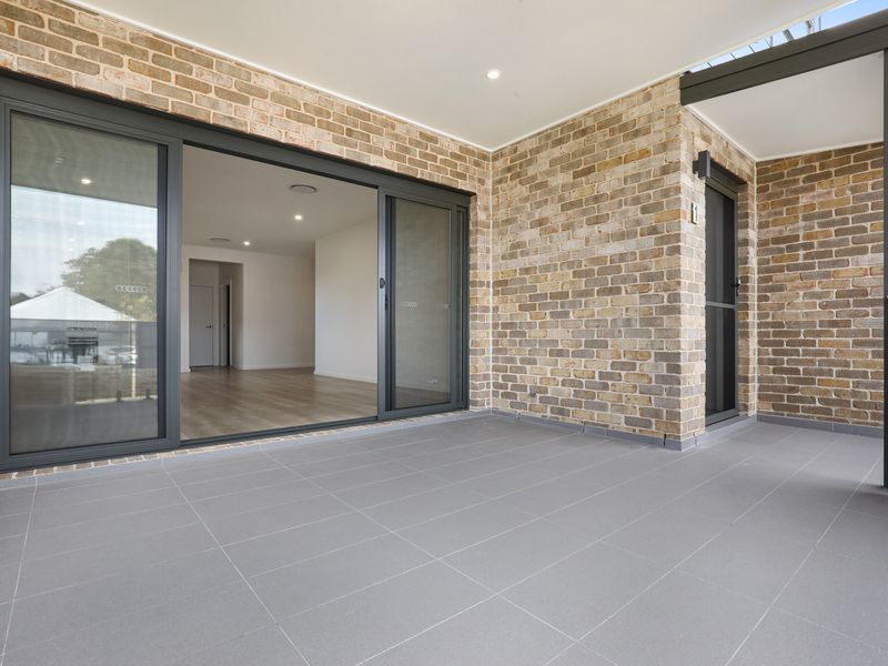 1 / 2 Cowper Street, Fairy Meadow