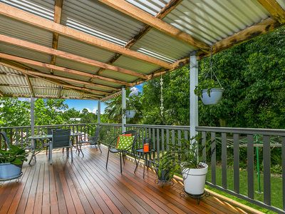 12 Bulgoon Crescent, Ocean Shores